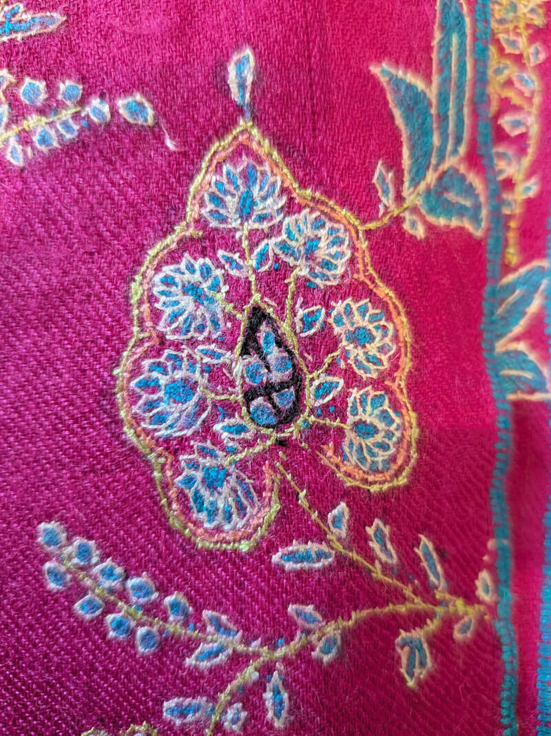Handbestickter indischrosa Pashmina