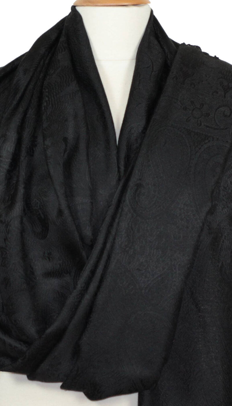 étole en soie noire