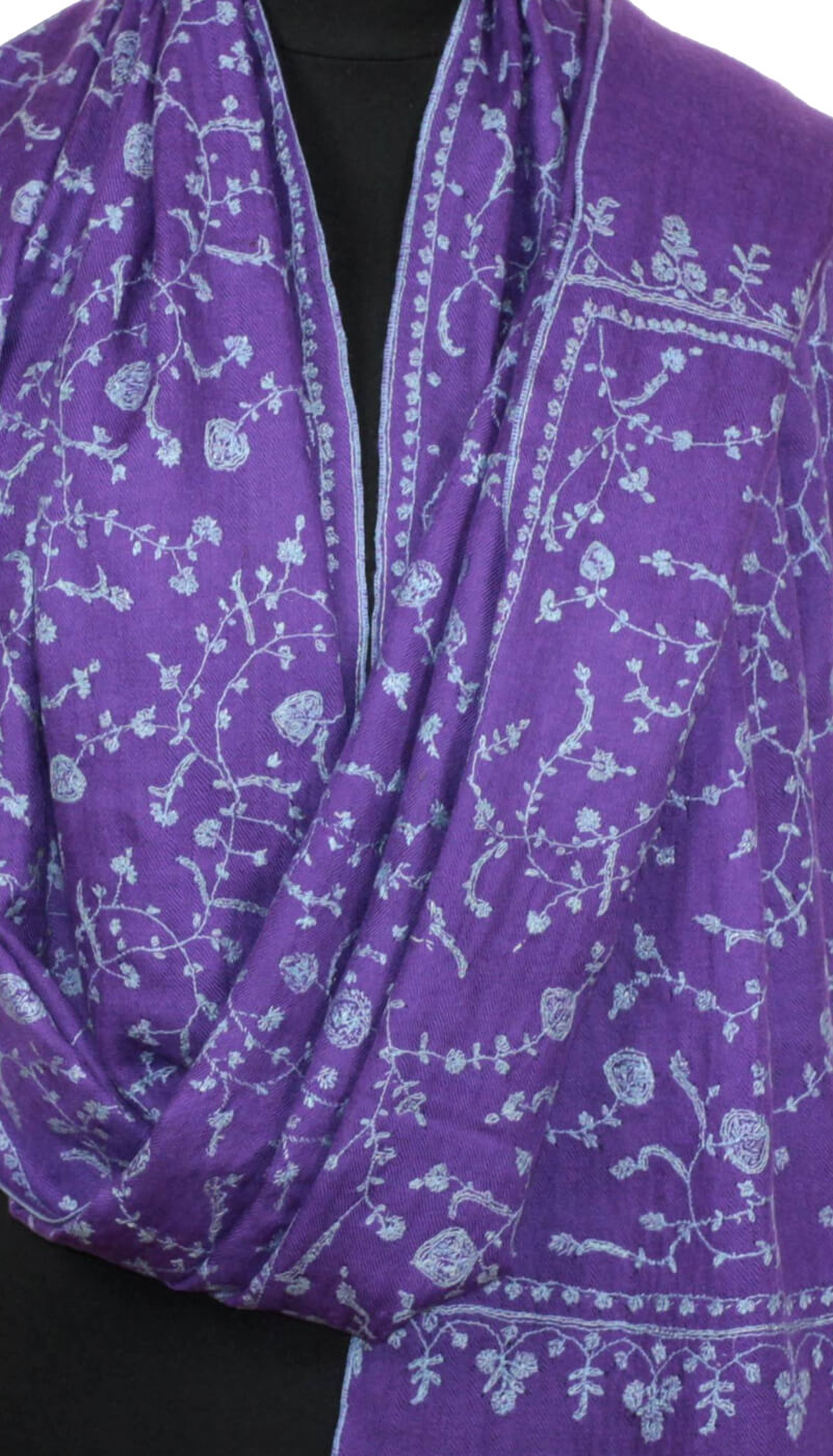 Handbestickter violett Pashmina